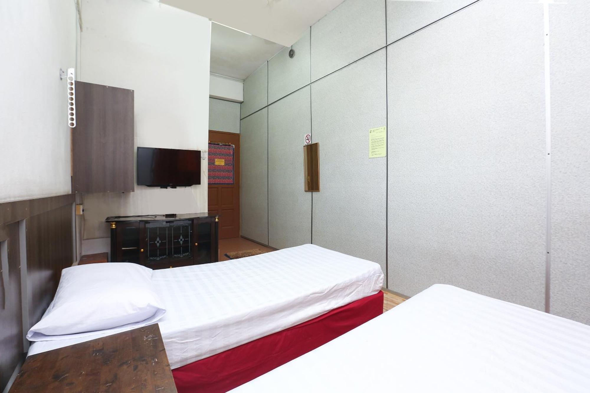 Oyo 89755 D&D Budget Inn โกตาบารู ภายนอก รูปภาพ