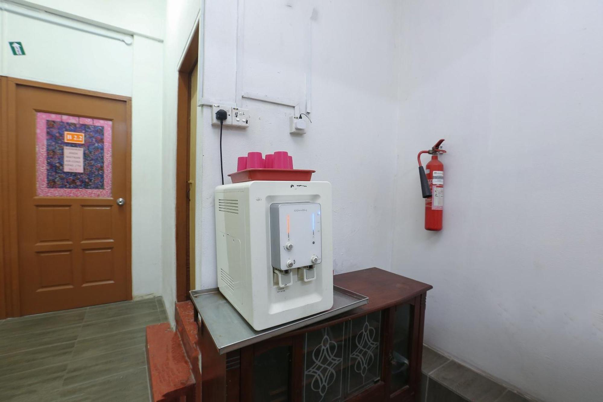 Oyo 89755 D&D Budget Inn โกตาบารู ภายนอก รูปภาพ