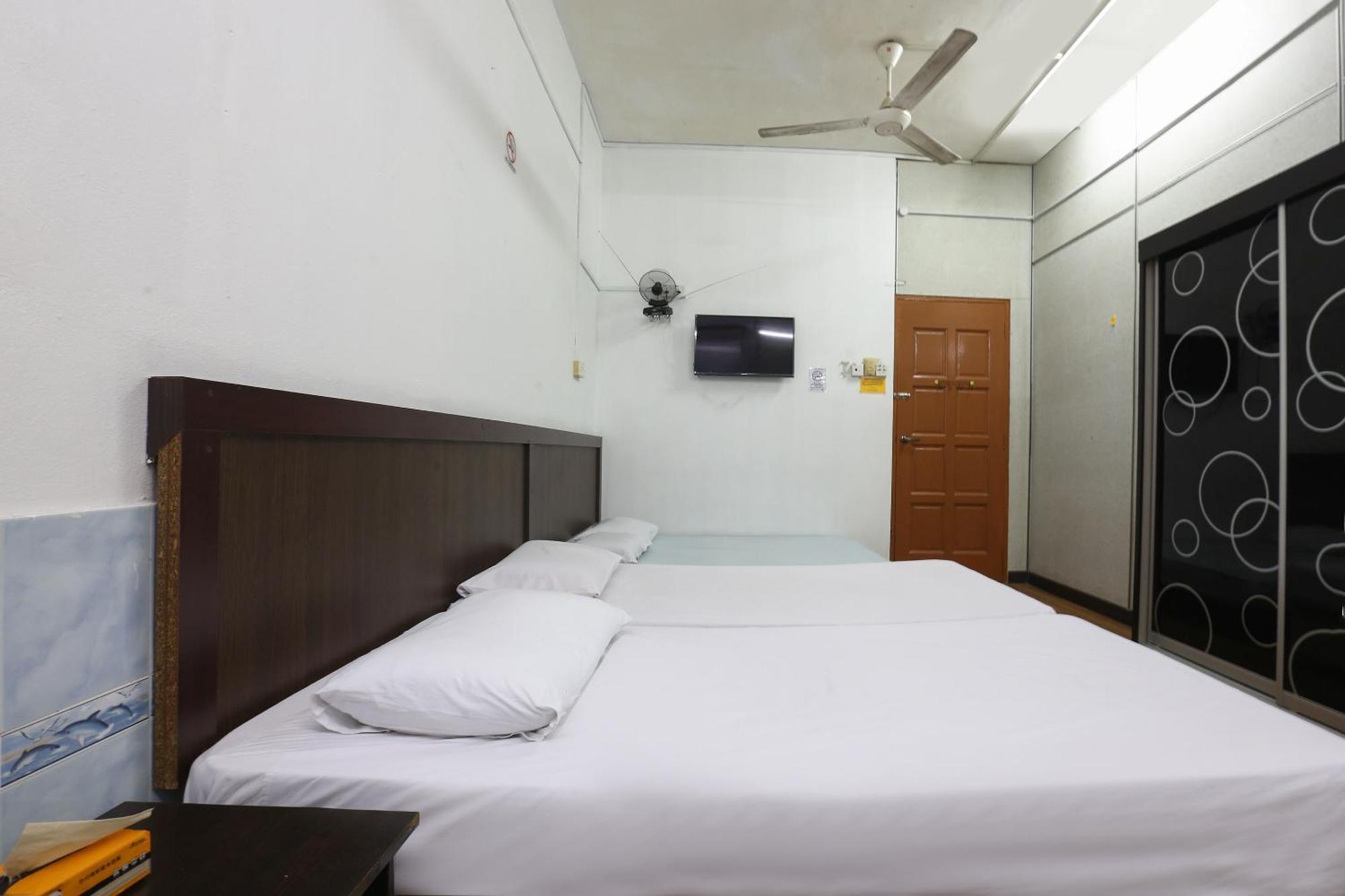 Oyo 89755 D&D Budget Inn โกตาบารู ภายนอก รูปภาพ