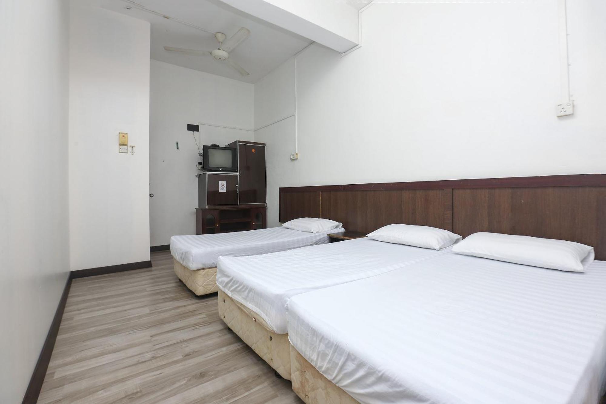 Oyo 89755 D&D Budget Inn โกตาบารู ภายนอก รูปภาพ