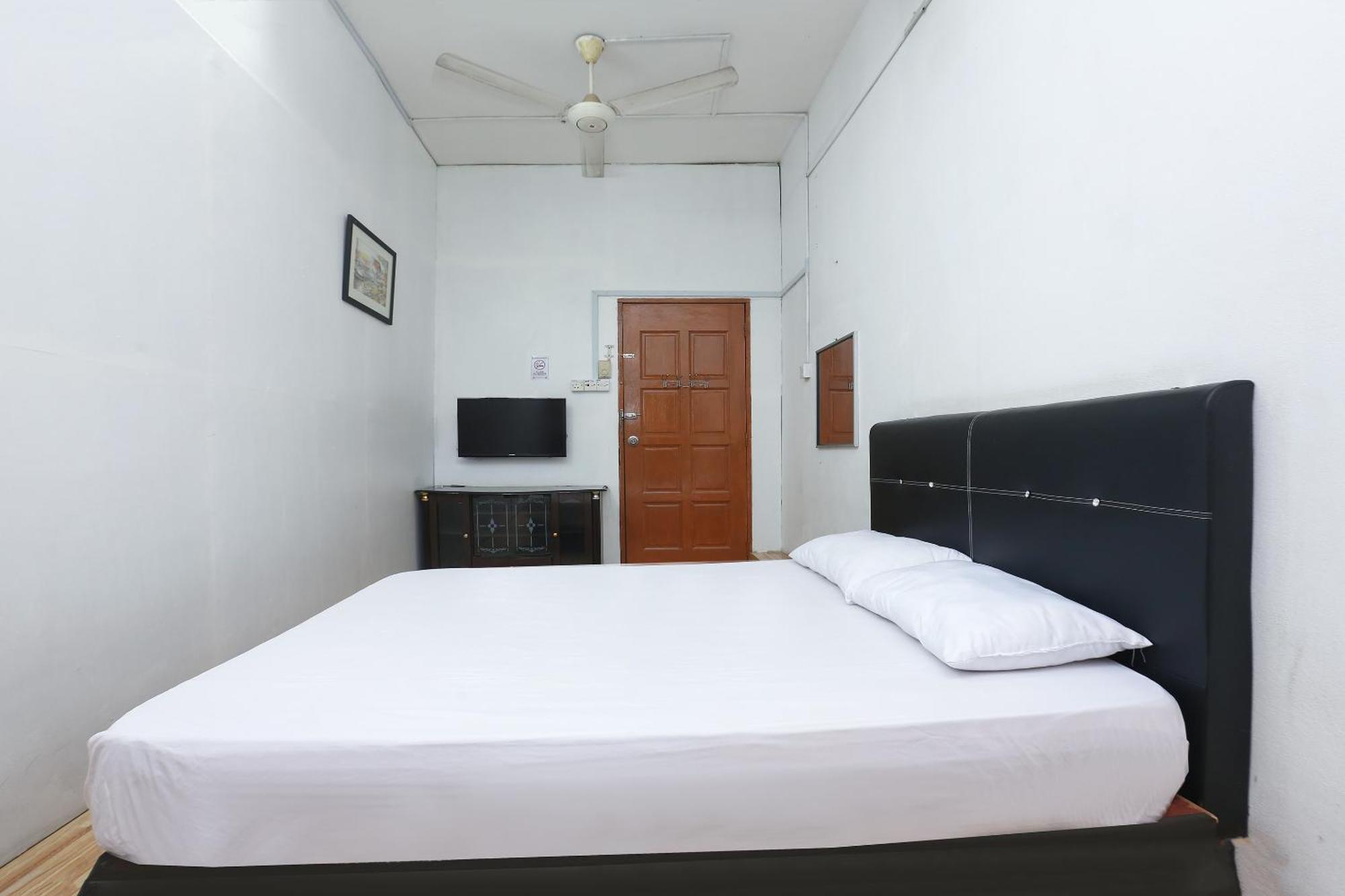 Oyo 89755 D&D Budget Inn โกตาบารู ภายนอก รูปภาพ