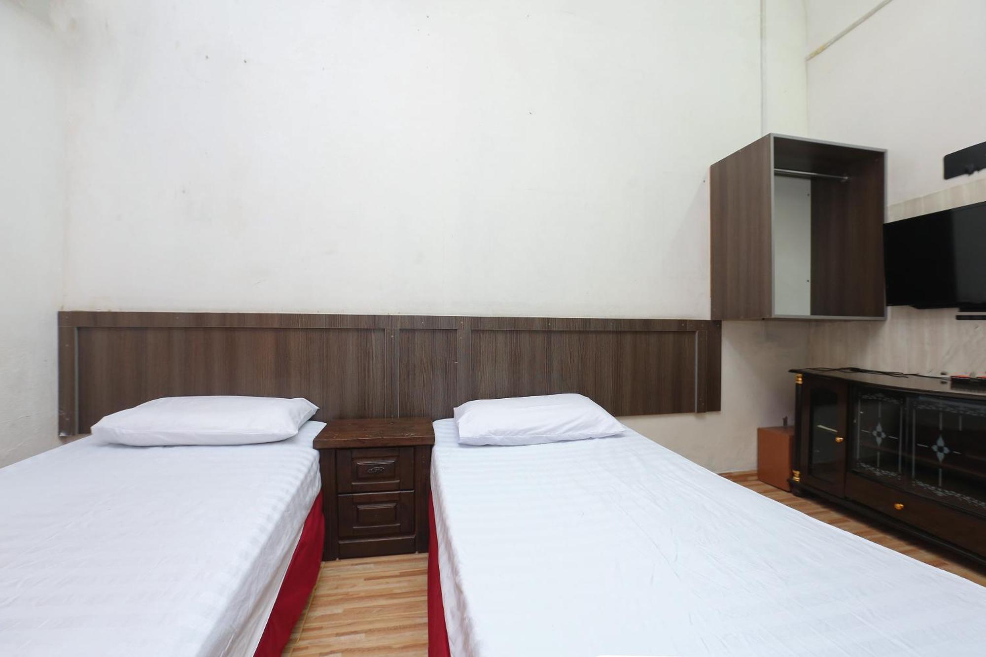 Oyo 89755 D&D Budget Inn โกตาบารู ภายนอก รูปภาพ