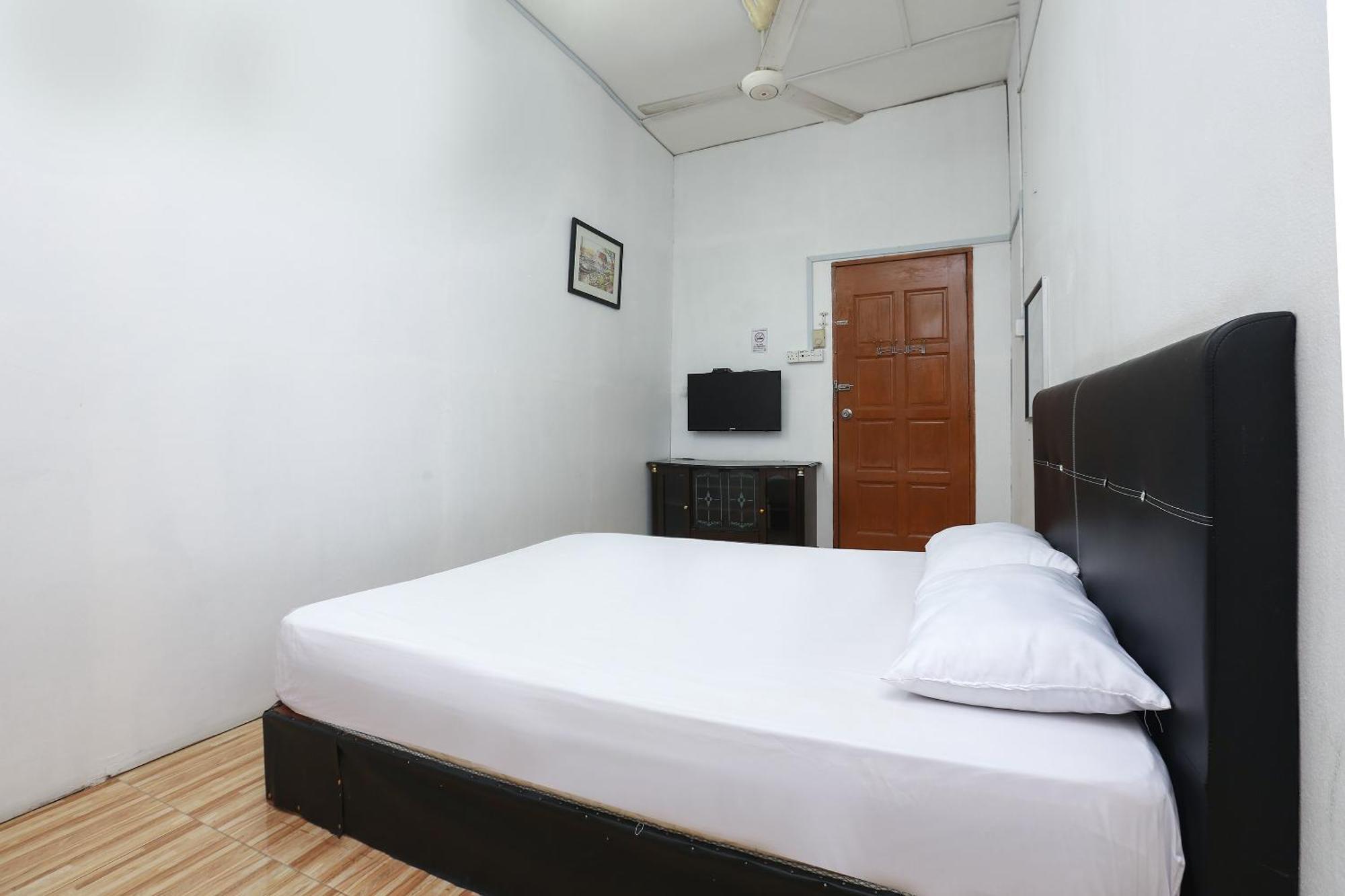 Oyo 89755 D&D Budget Inn โกตาบารู ภายนอก รูปภาพ