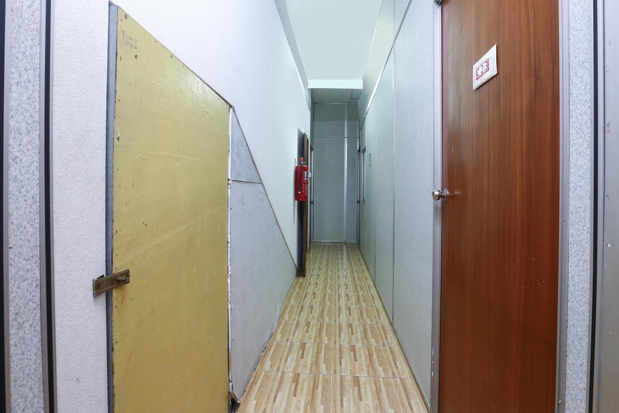 Oyo 89755 D&D Budget Inn โกตาบารู ภายนอก รูปภาพ