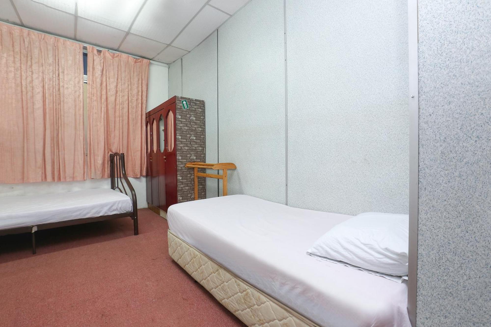 Oyo 89755 D&D Budget Inn โกตาบารู ภายนอก รูปภาพ