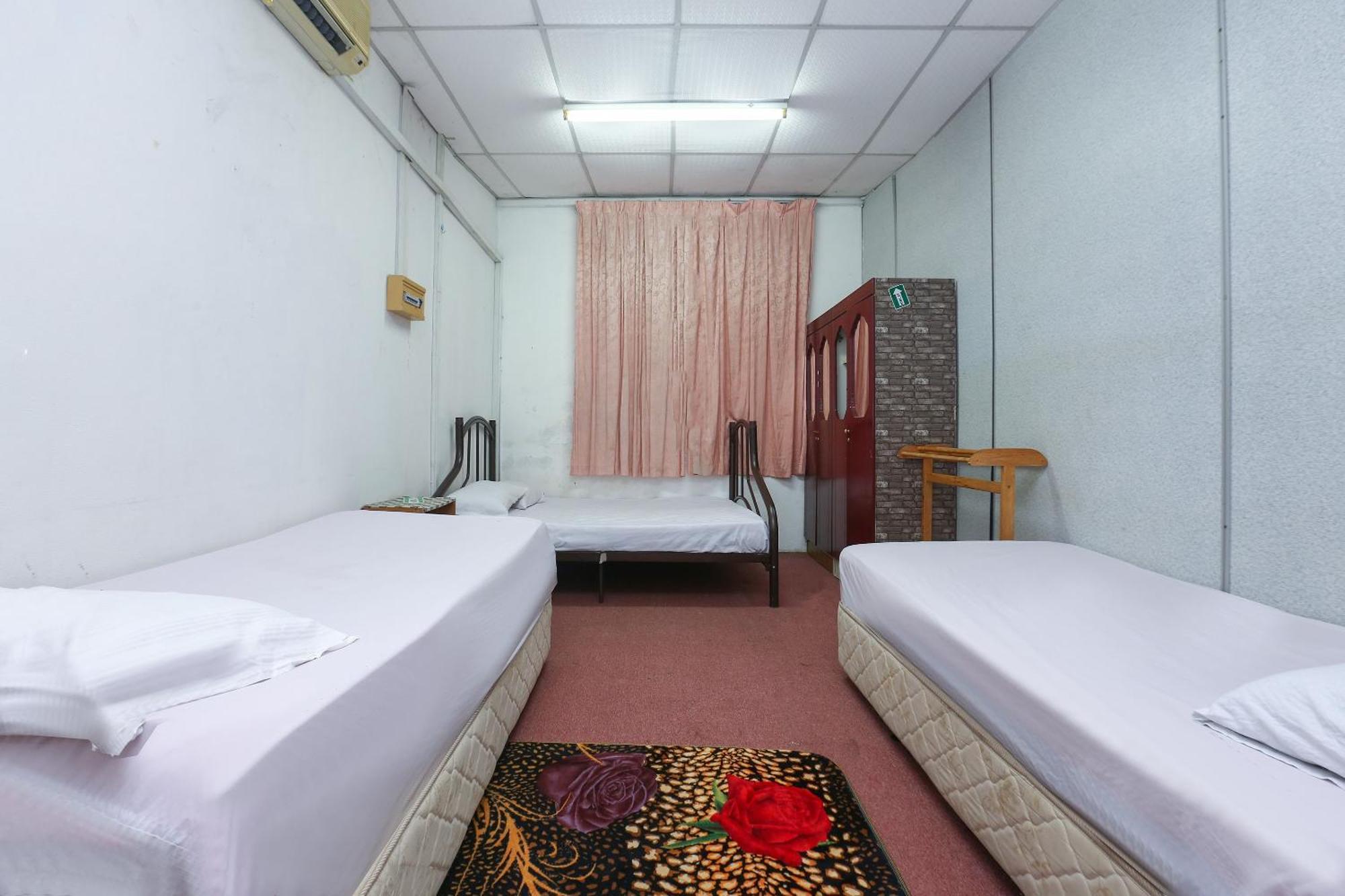 Oyo 89755 D&D Budget Inn โกตาบารู ภายนอก รูปภาพ