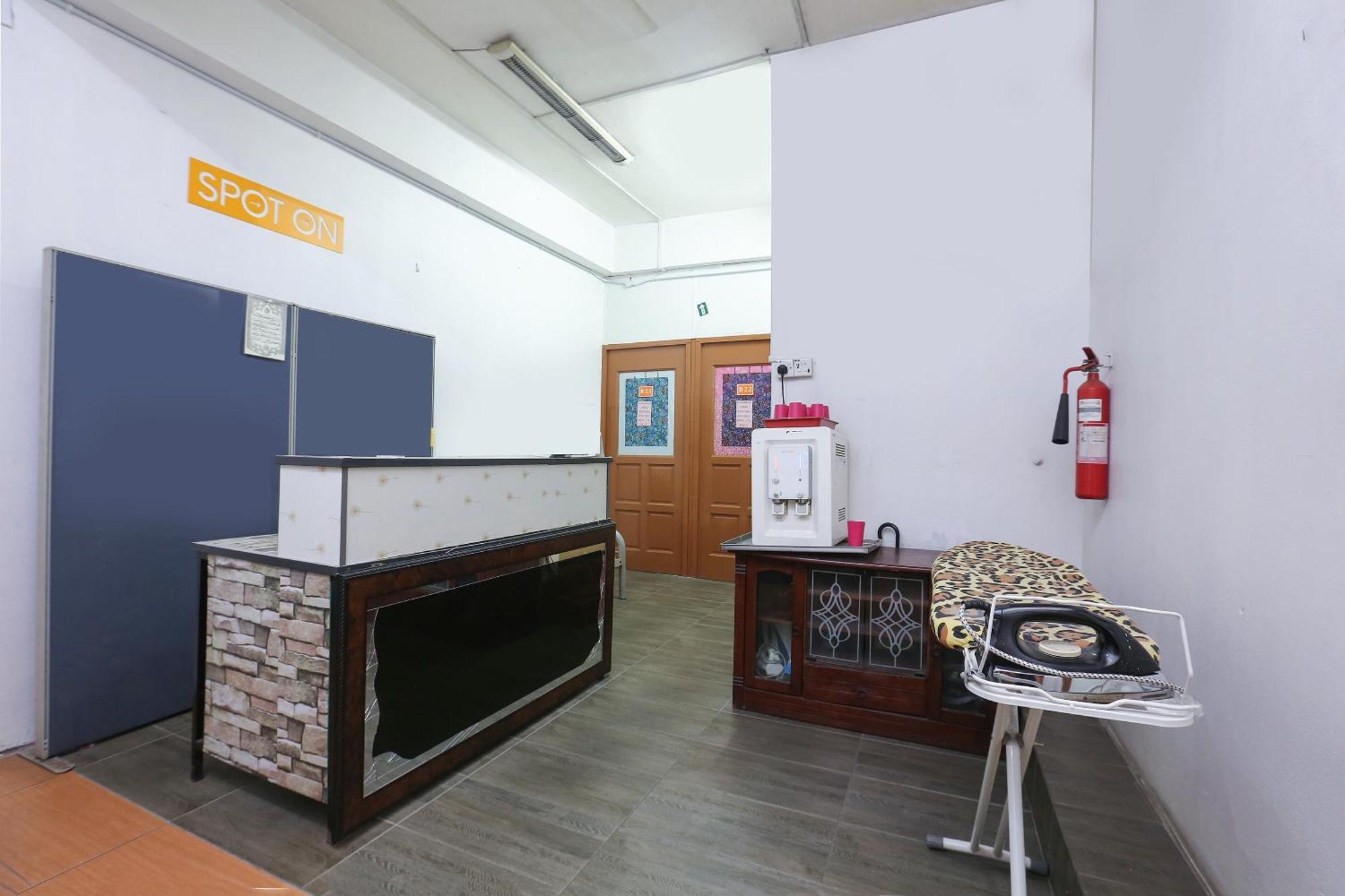 Oyo 89755 D&D Budget Inn โกตาบารู ภายนอก รูปภาพ