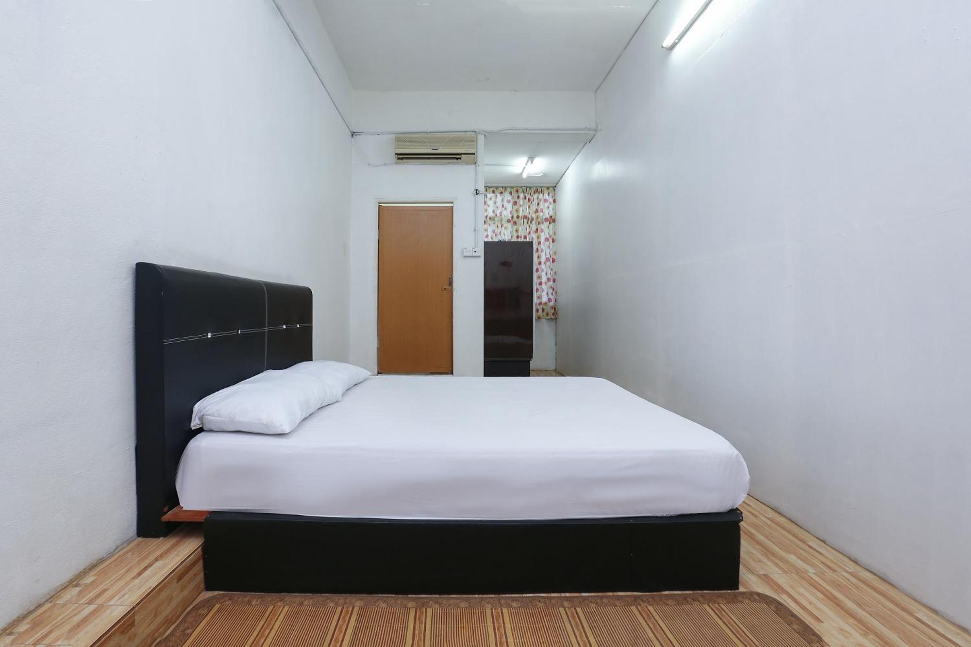 Oyo 89755 D&D Budget Inn โกตาบารู ภายนอก รูปภาพ