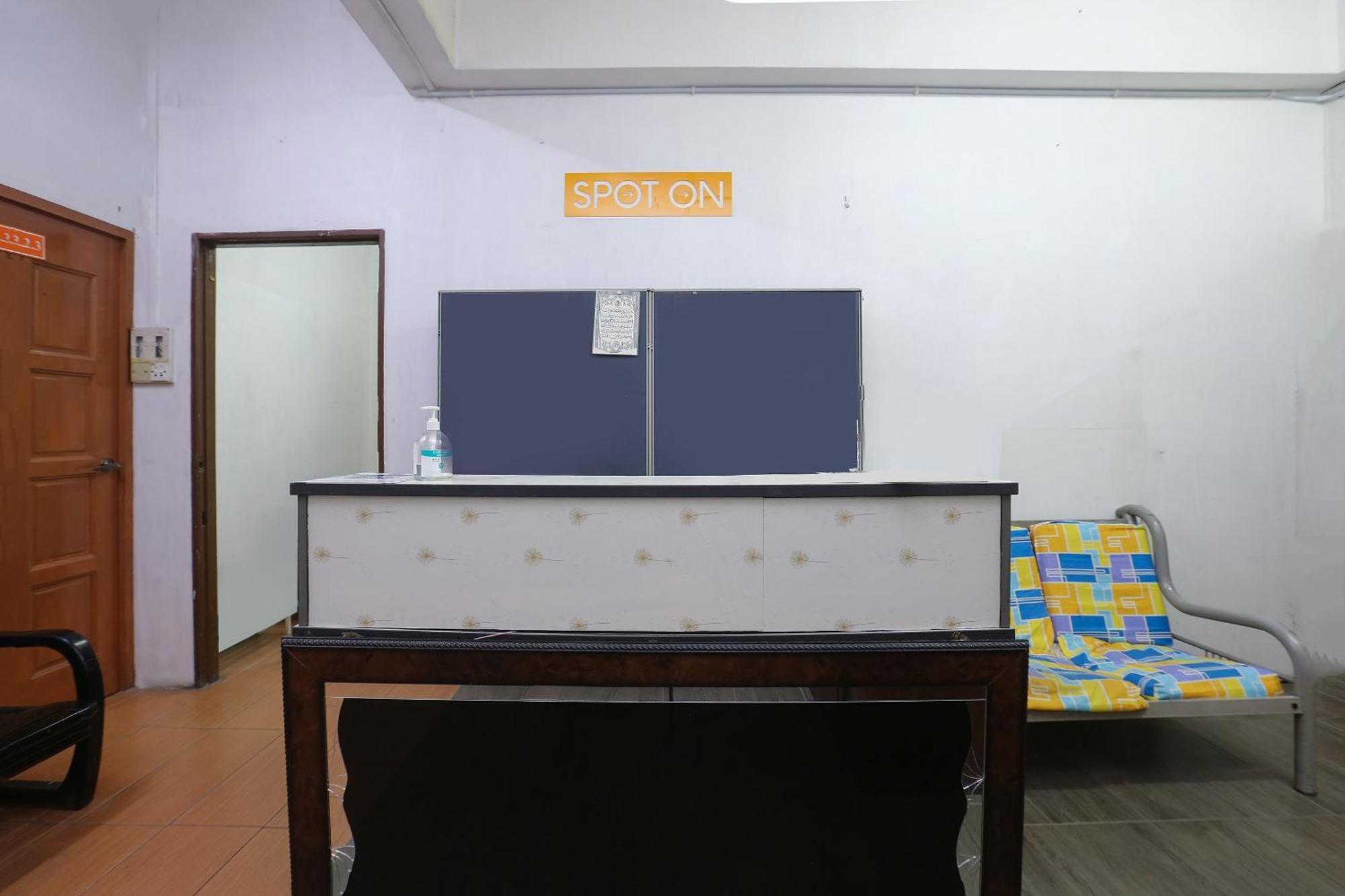 Oyo 89755 D&D Budget Inn โกตาบารู ภายนอก รูปภาพ