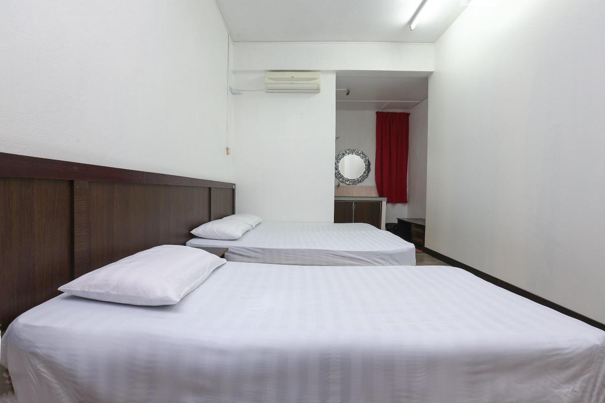 Oyo 89755 D&D Budget Inn โกตาบารู ภายนอก รูปภาพ